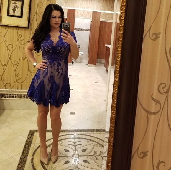 Welcome to my Closet - Picture 8 of 8